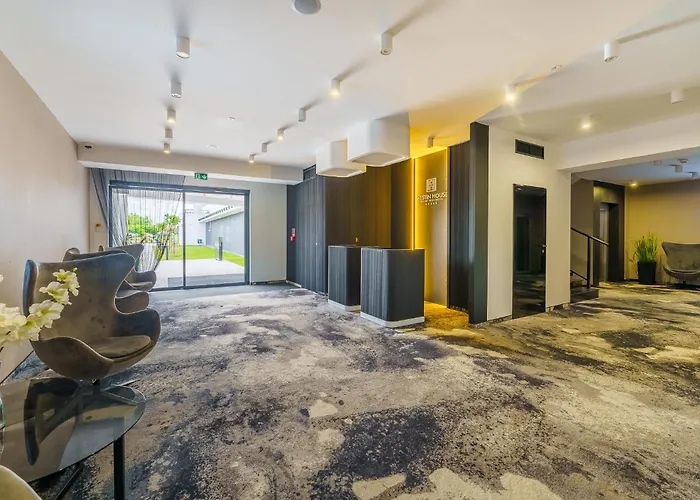 Westin House - Lighthouse, Basen, Sauna, Jacuzzi W Cenie