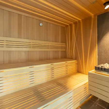 Westin House - Lighthouse, Basen, Sauna, Jacuzzi W Cenie *