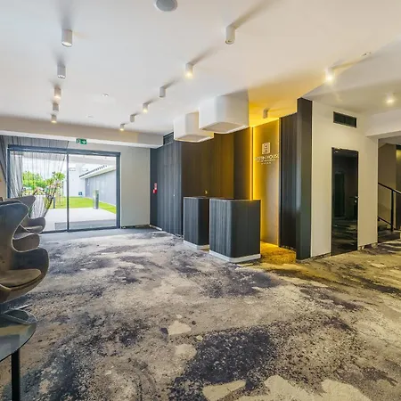 Westin House - Lighthouse, Basen, Sauna, Jacuzzi W Cenie