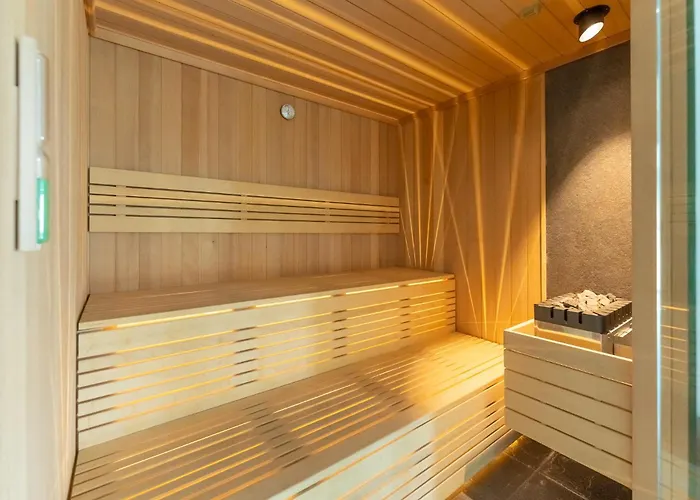 Westin House - Lighthouse, Basen, Sauna, Jacuzzi W Cenie *